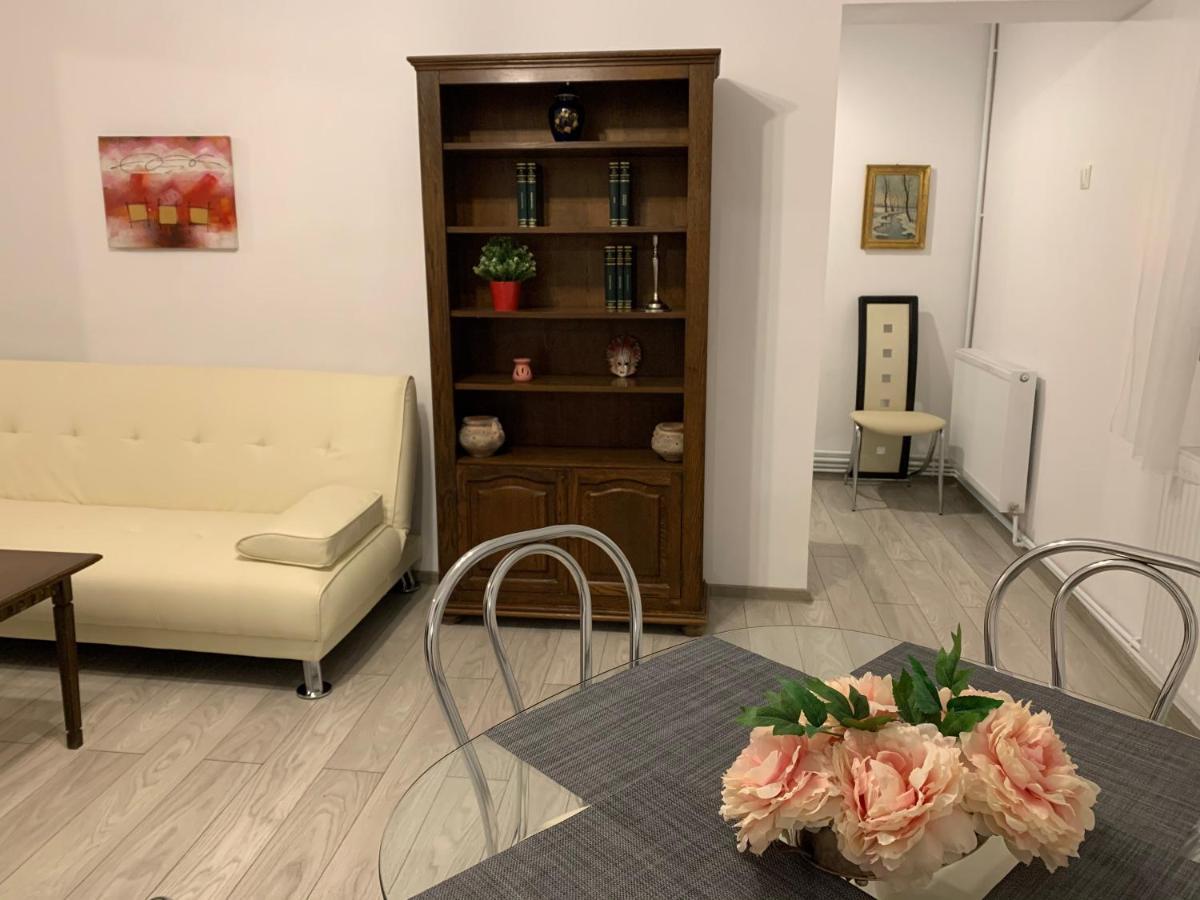 Apartment Acme